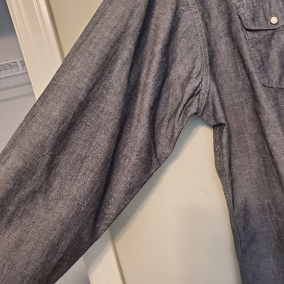 Mens Wrangler Red Button Down Long Sleeve Shirt Sz XL - Picture 4 of 5